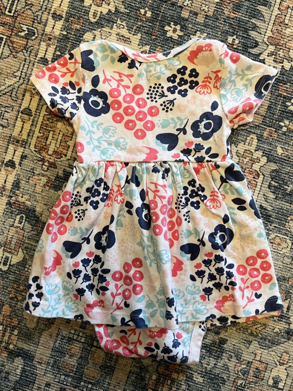 Bundle of Baby Girl Spring and Summer Outfits - Picture 3 of 16